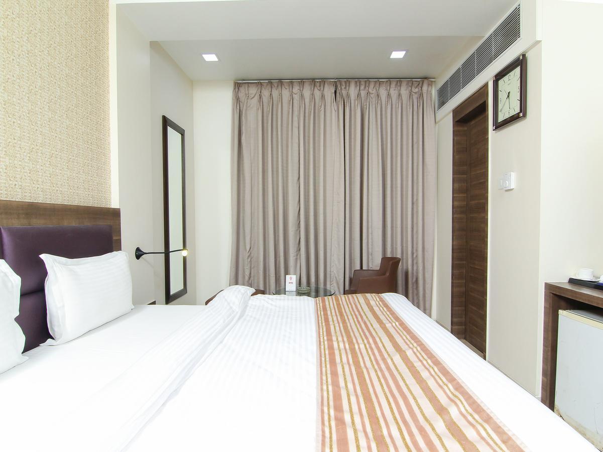 Oyo 12496 Skyotel Lucknow Dış mekan fotoğraf